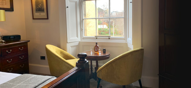 23 Mayfield Edinburgh Accommodation Premier Colonial Room