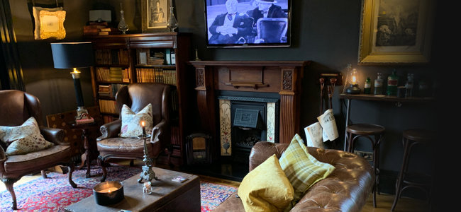 23 Mayfield Edinburgh Accommodation Club Room